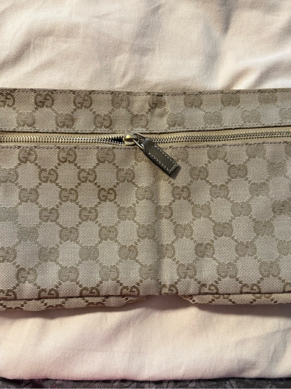 Gucci Beige and Brown Monogram Canvas Card Wallet with Silver Accent - Picture 8 of 13